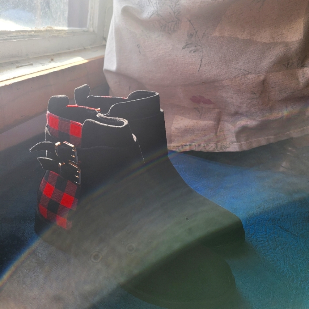 Womens Boots